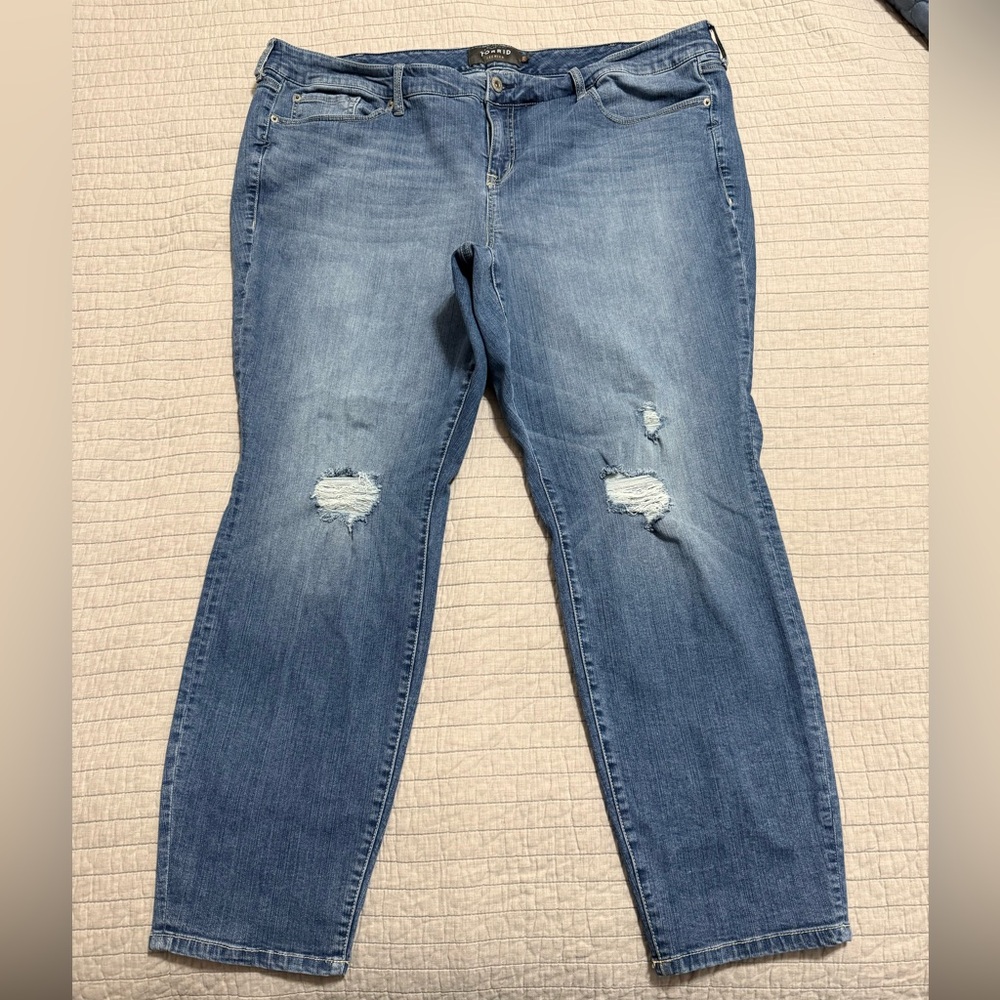 Torrid Medium Wash Skinny Distressed Jeans Size 26R